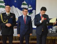 Statuetka „Wyróżnienie Gminy Zagnańsk” dla starosty kieleckiego Michała Godowskiego