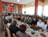 Starosta kielecki Michał Godowski oraz wiecestarosta Zenon Janus uczestniczyli w spotkaniach wigilijnych w Daleszycach i Sitkówce Nowinach.