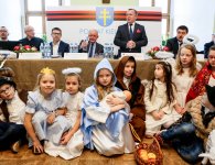 Uroczysta sesja na Św. Krzyżu 