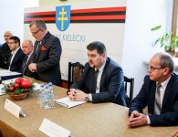 Uroczysta sesja na Św. Krzyżu 
