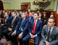Uroczysta sesja na Św. Krzyżu 