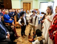 Uroczysta sesja na Św. Krzyżu 