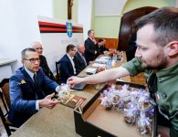 Uroczysta sesja na Św. Krzyżu 
