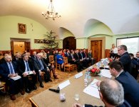 Uroczysta sesja na Św. Krzyżu 