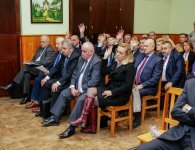 Uroczysta sesja na Św. Krzyżu 