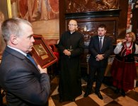 Uroczysta sesja na Św. Krzyżu 