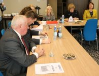 Spotkanie w sprawie pałacu w Łopusznie 