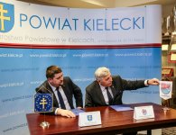 Podpisanie listu intencyjnego pomiędzy powiatem kieleckim a powiatem słupskim